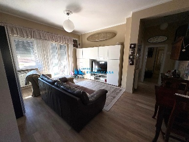 Foto Appartamento a Pietrasanta di 70 m² con 4 locali in vendita