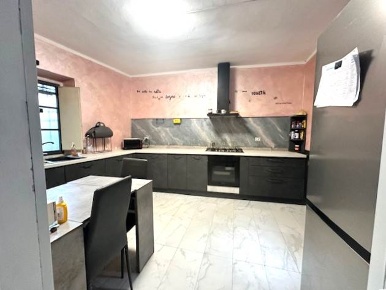 Foto Case semi ndipendenti a Massarosa di 100 m² con 4 locali in vendita