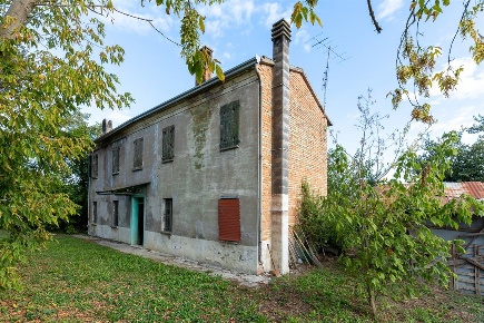 Foto Rustico in Via Mazzola, Lugo di 168 m² con 4 locali in vendita