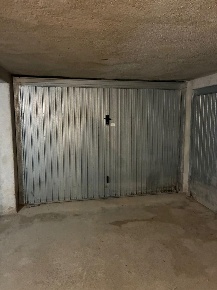 Foto Box in via berninzoni, Spotorno di 24 m² in vendita