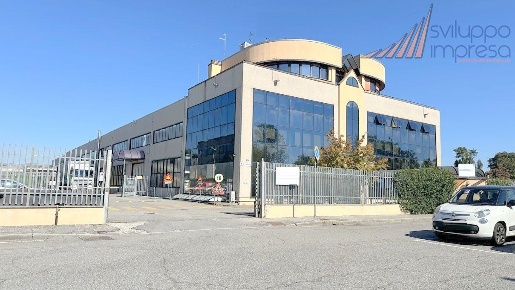 Foto Capannone industriale in via Tobagi, Vimodrone di 9172 m² in vendita