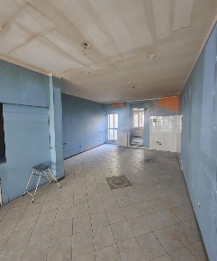 Foto Negozio in VIA ROMA, Borgonovo Val Tidone Borgonovo Valtidone di 65 m²