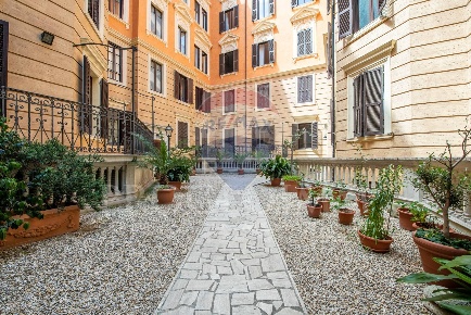 Foto Appartamento in Via Angelo Brofferio, Roma Mazzini - Delle Vittorie