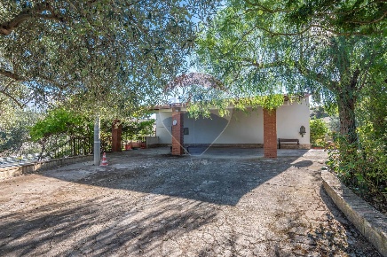 Foto Villa unifamiliare in Contrada Fontana Pietra SP 37/II, Caltagirone
