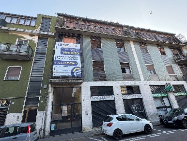 Foto Multiproprietà in via aspromonte, Rozzano Centro di 480 m² in vendita