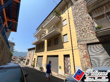 Foto Appartamento in Via Roma, Vallecorsa Centro di 90 m² con 1 locali