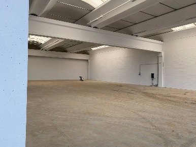 Foto Attività commerciale a San Miniato di 1904 m² con 4 locali in affitto