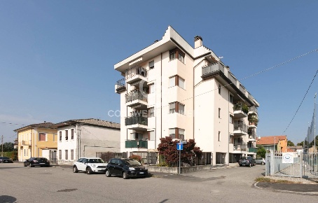 Foto Appartamento in Via Pastrengo, Busto Arsizio San Michele di 98 m²