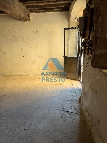Foto Box a Castelfiorentino di 35 m² con 1 locali in vendita