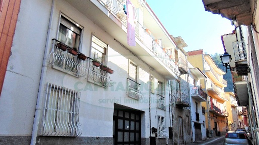 Foto Appartamento a Quadrelle di 70 m² con 3 locali in vendita