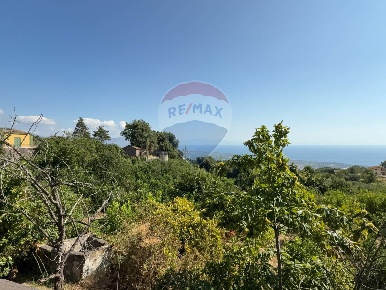 Foto Terreno agricolo in via Cisternazza, Mascali di 6851 m² in vendita