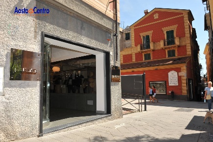 Foto Attività commerciale in Via Serafino Maria Rapallo, Arenzano Centro