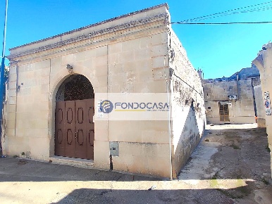 Foto Casa indipendente a Zollino di 305 m² con 16 locali in vendita