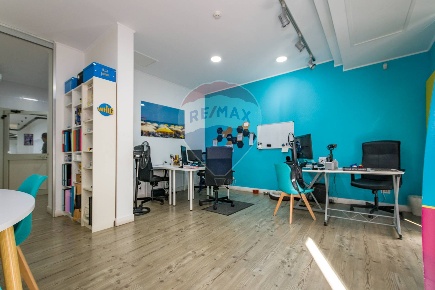 Foto Ufficio in Via Imperatore Federico, Palermo Fiera di 149 m² in vendita