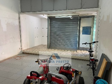 Foto Attività commerciale a Empoli di 40 m² con 2 locali in affitto