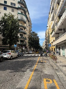 Foto Attività commerciale in Largo Alessandro Lala, Napoli Fuorigrotta