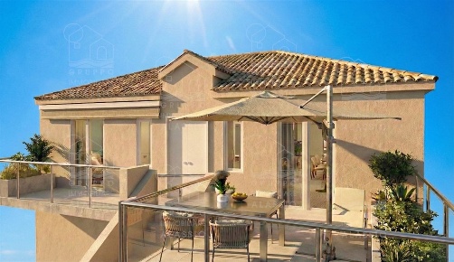 Foto Attico in via flavio gioia, Alassio Centro di 135 m² con 3 locali