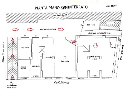 Foto Box in Via Colapesce 5, Messina Garibaldi di 159 m² con 1 locali