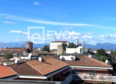 Foto Appartamento in Via Del Pozzo, Udine Viale Ungheria di 123 m²