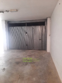 Foto Box in via Aprutina, Altidona Marina Di Altidona di 22 m² con 1 locali