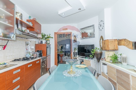 Foto Appartamento in Via Giuseppe Cannata, Caltagirone Centro di 86 m²