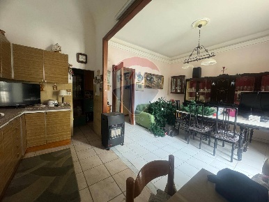Foto Appartamento in Via Topazio, Acireale Centro Storico di 100 m²