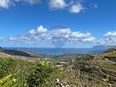 Foto Terreno agricolo in CONTRADA COMUNI, Castellammare del Golfo