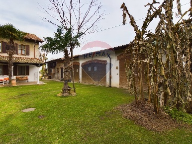 Foto Villa singola in Via Cascina Casotti, Cava Manara di 270 m² in vendita