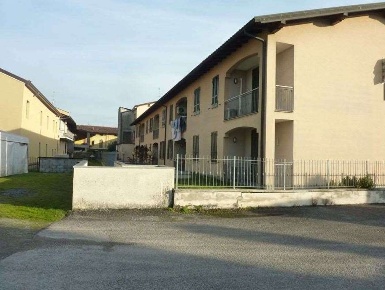 Foto Appartamento in Via cagnola 8, Ghisalba Centro di 69 m² con 5 locali