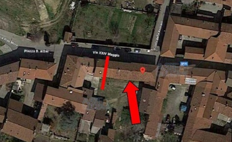 Foto Casa indipendente a Lombardore di 436 m² con 8 locali in vendita