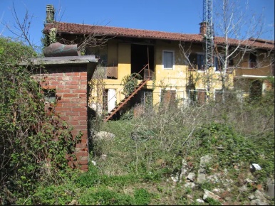 Foto Casa indipendente a Cambiano di 367 m² con 12 locali in vendita