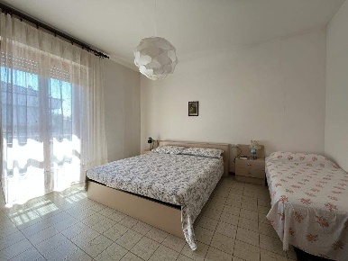 Foto Appartamento a Massa Marina di Massa Centro di 55 m² con 4 locali