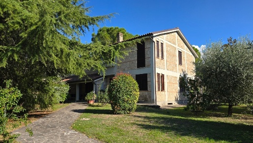 Foto Villa singola in Strada di Poscargano 20, Terni Polymer - Collescipoli
