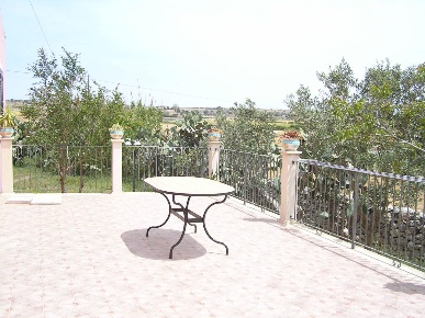 Foto Villa singola a Ragusa di 80 m² con 4 locali in affitto