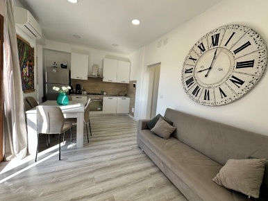 Foto Appartamento a Albisola Superiore Centro di 70 m² con 3 locali