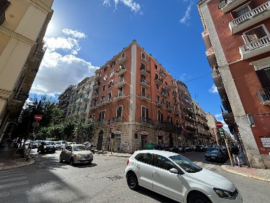 Foto Appartamento in Via Dante Alighieri 182, Bari Murat di 200 m²