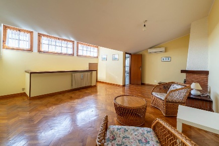 Foto Appartamento a Ponsacco di 97 m² con 4 locali in vendita