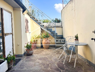 Foto Casa indipendente a Empoli Ponzano di 85 m² con 4 locali in vendita