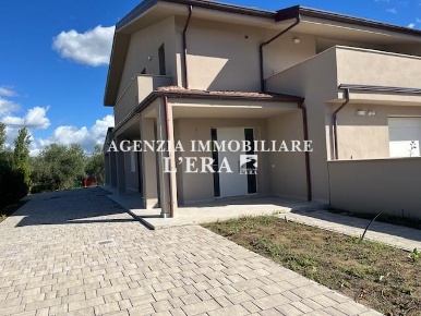 Foto Villa unifamiliare a Pontedera Santa Lucia, La Borra di 130 m²