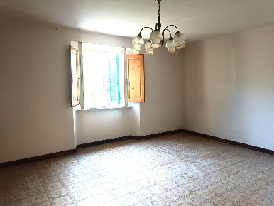 Foto Appartamento a Barga Ponte All'ania di 80 m² con 4 locali in vendita