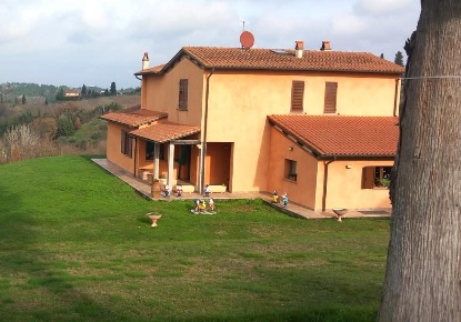 Foto Villa unifamiliare a San Miniato San Miniato Basso di 210 m²