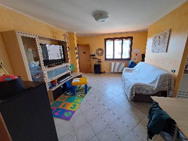 Foto Appartamento a Mergo Centro di 100 m² con 5 locali in vendita