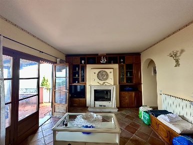 Foto Villa unifamiliare a Capoliveri Centro di 105 m² con 6 locali