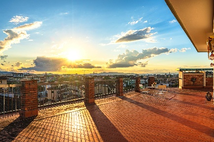 Foto Attico a Firenze Campo di Marte di 126 m² con 5 locali in vendita