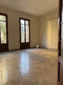 Foto Ufficio in Corso Italia, Firenze Borgo Ognissanti - Il Prato di 240 m²