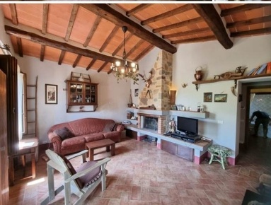 Foto Appartamento a Colle di Val d'Elsa di 85 m² con 4 locali in vendita