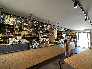 Foto Attività commerciale in Via Nazionale  7, Piuro Santa Croce di 73 m²