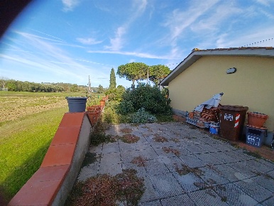 Foto Case semi ndipendenti in VIA DI PONZANO, Fucecchio Centro di 200 m²