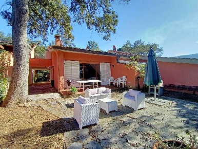 Foto Villa unifamiliare a Castiglione della Pescaia Punta Ala di 120 m²