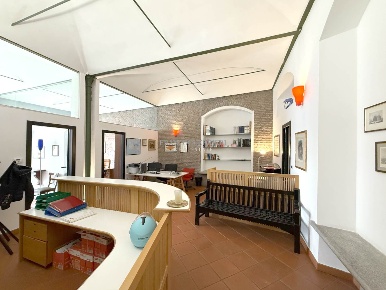 Foto Ufficio in Via Manzoni 33, Monza Centro Storico di 90 m² con 3 locali